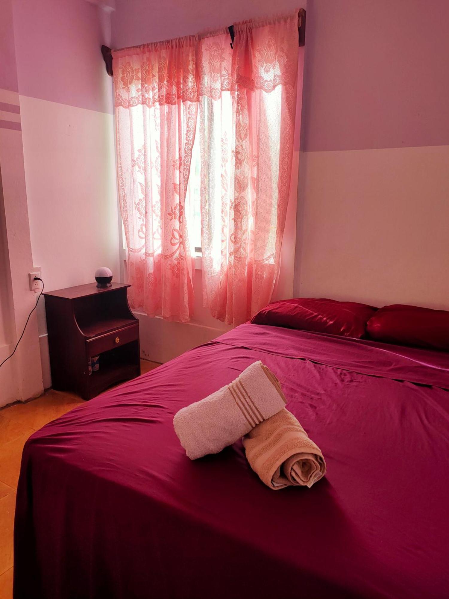 Guesthouse Island Escape South End Room photo